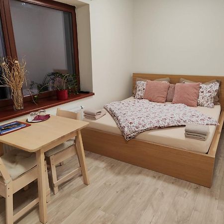 Plumlov Hotel Zlechov מראה חיצוני תמונה