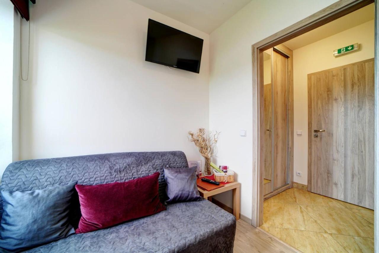 Plumlov Hotel Zlechov מראה חיצוני תמונה
