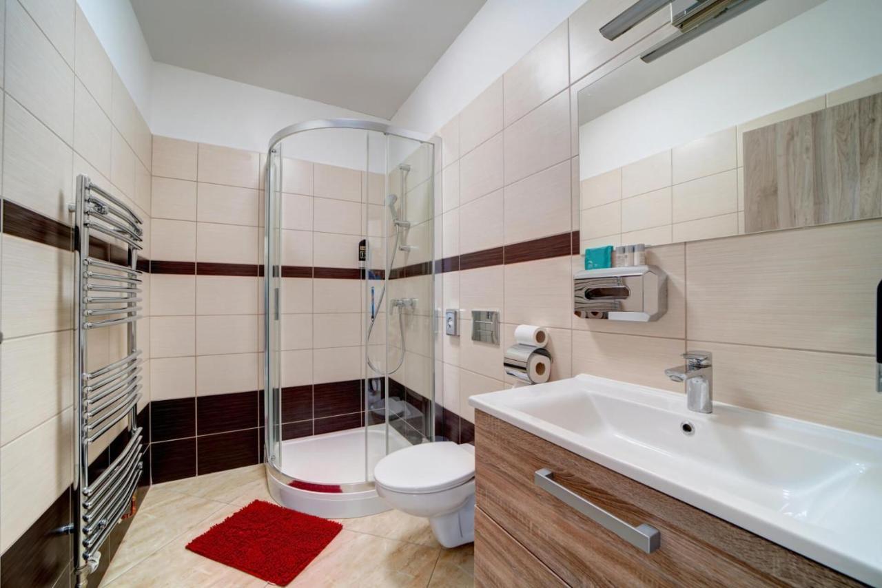 Plumlov Hotel Zlechov מראה חיצוני תמונה
