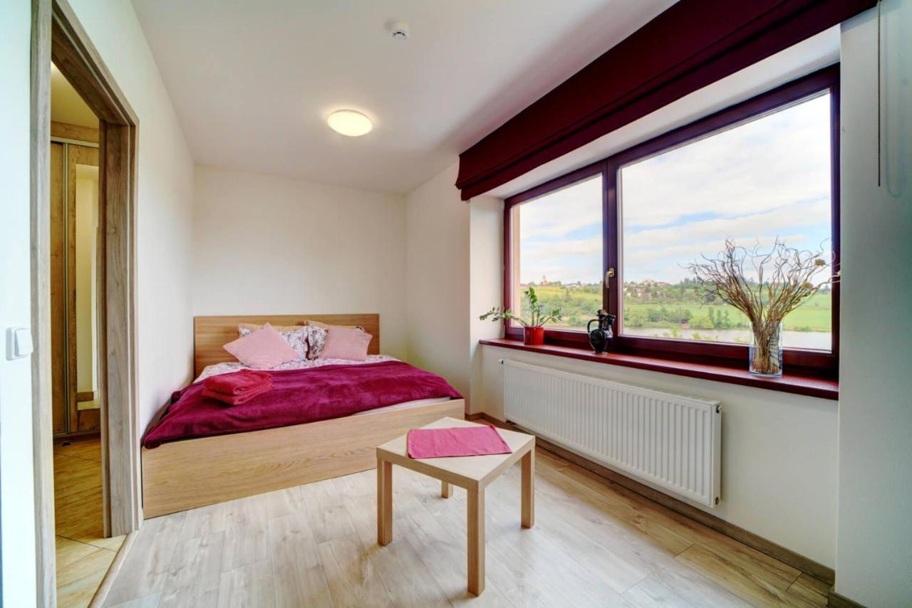 Plumlov Hotel Zlechov מראה חיצוני תמונה