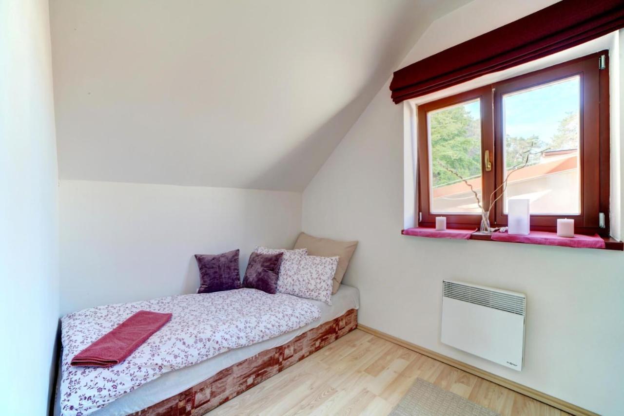 Plumlov Hotel Zlechov מראה חיצוני תמונה