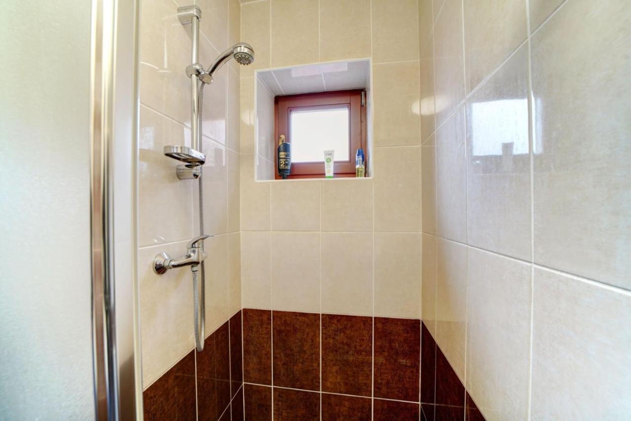 Plumlov Hotel Zlechov מראה חיצוני תמונה