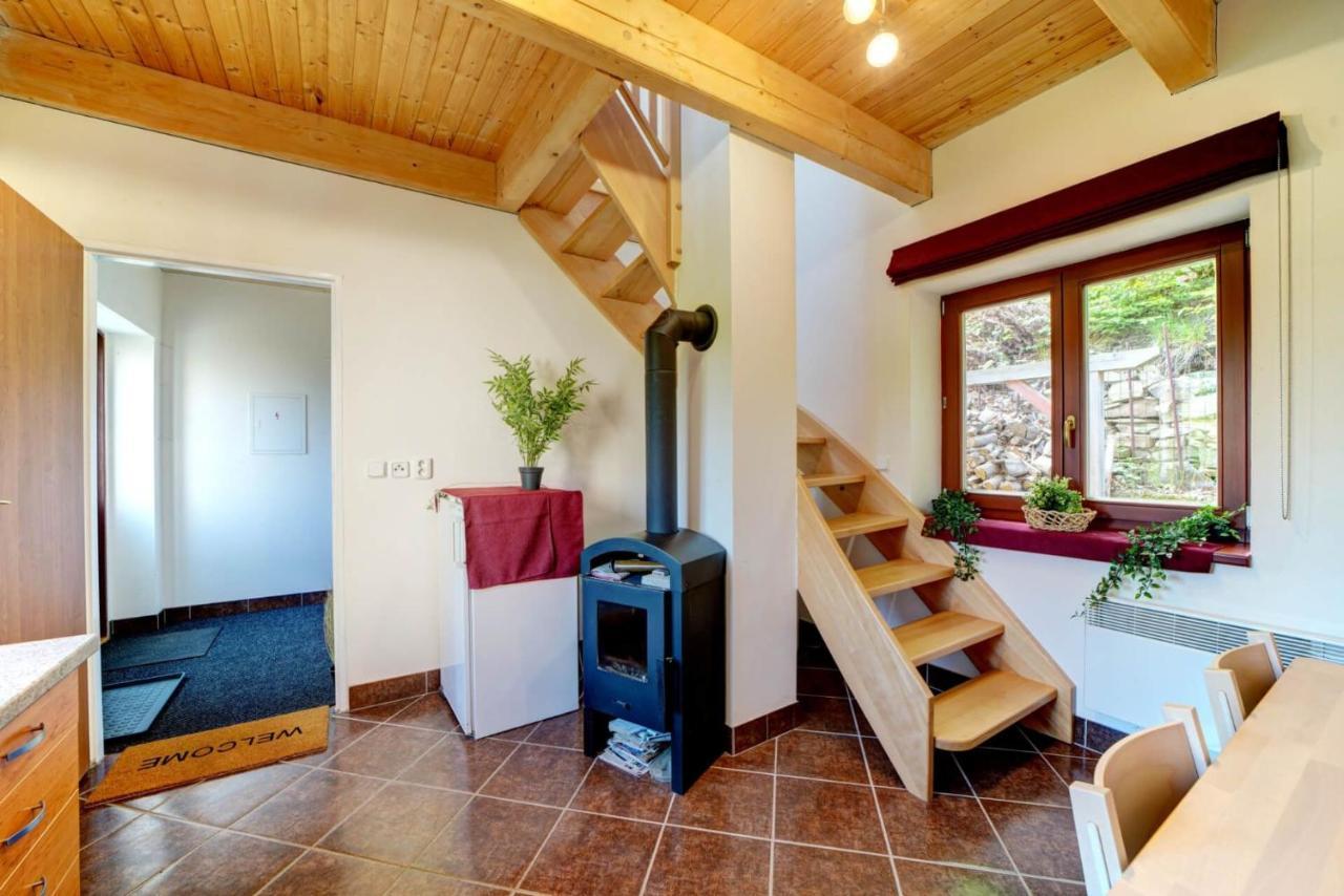 Plumlov Hotel Zlechov מראה חיצוני תמונה